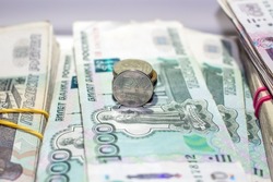 Центробанк России повысил ключевую ставку до 12 %