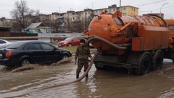 В Астрахани ликвидируют последствия дождя