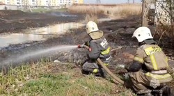 Крупный пожар в микрорайоне Казачий ликвидирован